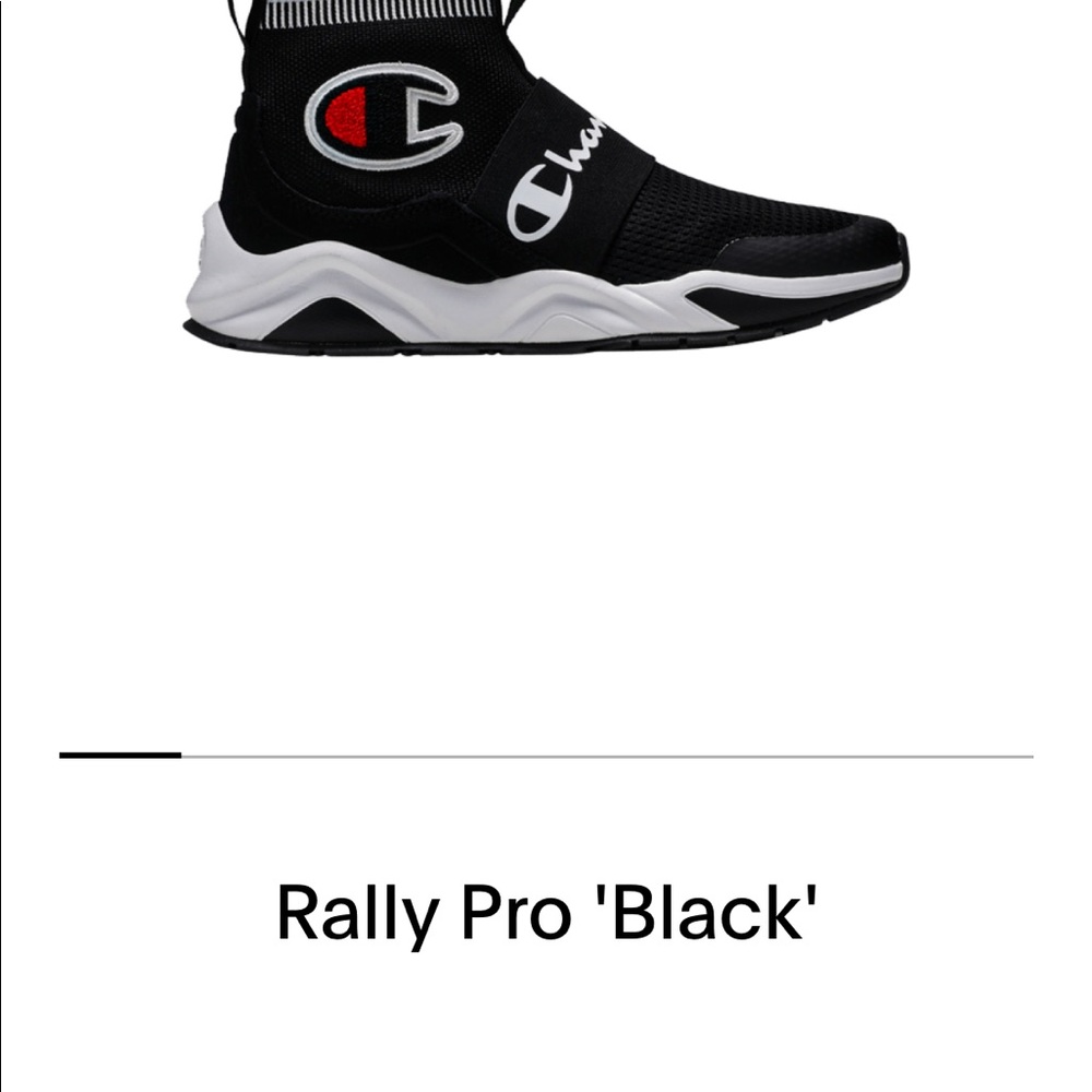Size 13 men’s shoe